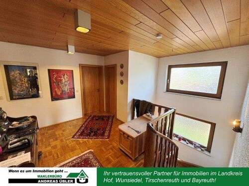 Flur OG - Einfamilienhaus mit 260,00 m² in Wunsiedel zum Kaufen