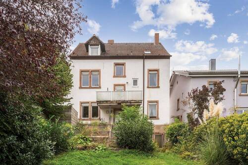 Garten-Ansicht - Großes Stadthaus in Kirchheimbolanden auf tollem Eigentumsgrundstück