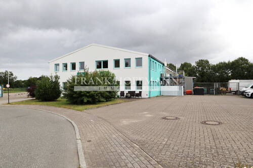 M2206 Außenaufnahme 2 - Büro in Kaltenkirchen