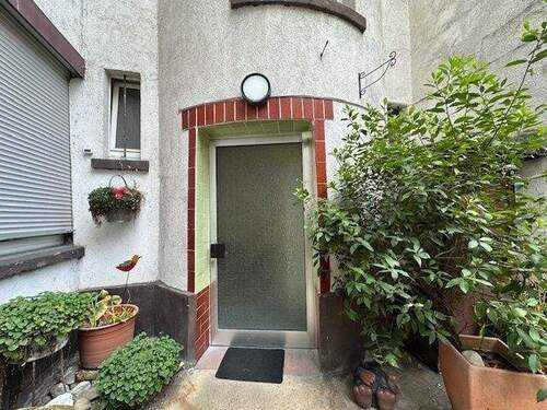 Zugang zum Gebäude - 