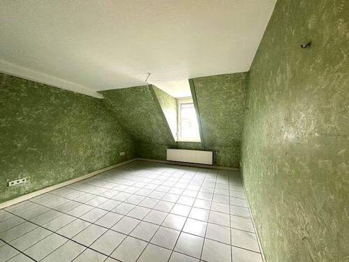 Zimmer - Gepfl. 4-Zimmer-Wohnung in der City!!!