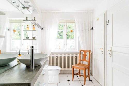 5 Bad - 5 Zimmer Mehrfamilienhaus, Wohnhaus zum Kaufen in Stolk