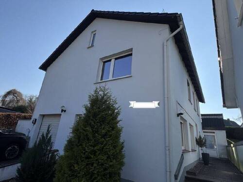 Ansicht - 5 Zimmer Mehrfamilienhaus, Wohnhaus zum Kaufen in Höxter / Lüchtringen