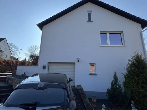 Straßenansicht - 5 Zimmer Mehrfamilienhaus, Wohnhaus in Höxter / Lüchtringen