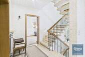 Flur Erdgeschoss - 6 Zimmer Einfamilienhaus in Bayreuth