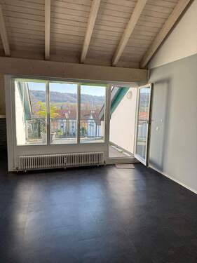 Wohnzimmer.JPG - 2 Zimmer Etagenwohnung zum Kaufen in Rheinfelden (Baden)