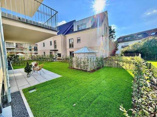 Garten1 - 3 Zimmer-Wohnung mit eigenem Garten, Einbauküche und Full-Smart-Home