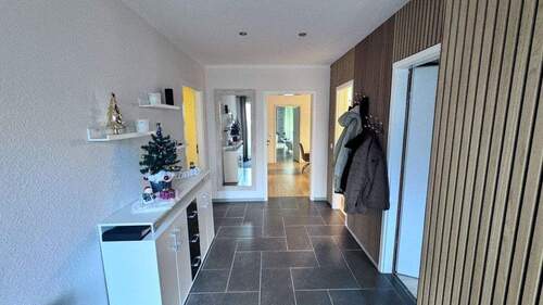 Hauptwohnung - Eingangsdiele - 