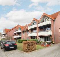 Helle Dachgeschosswohnung mit Balkon und Stellplatz in ruhiger Sackgassenlage - Barleben
