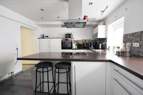 Haus 1 - Küche - 9 Zimmer Einfamilienhaus in Sinsheim