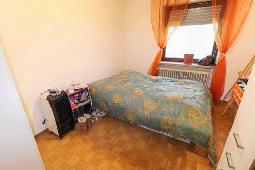 Schlafzimmer I OG - 