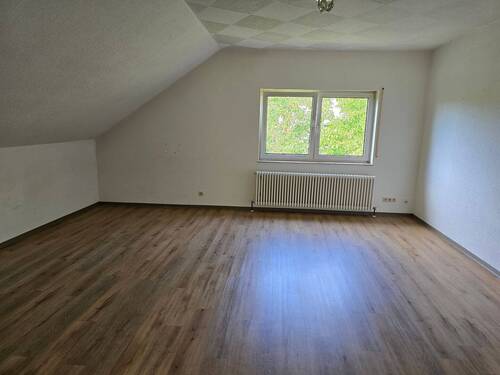 Wohnen - Etagenwohnung mit 58,00 m² in Schiffweiler zur Miete