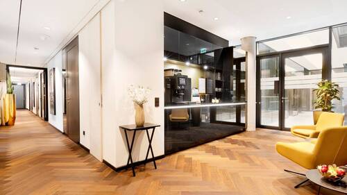 Coffee Lounge 2. OG / Fleetseite - 