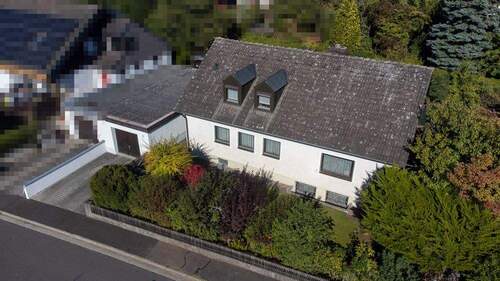 Süd-/Westseite - 5 Zimmer Einfamilienhaus in Schnaittenbach