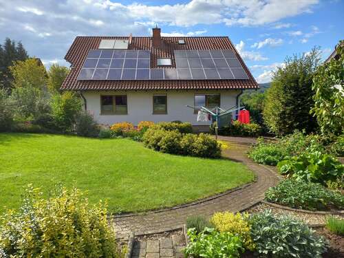 Rückansicht - Mehrfamilienhaus, Wohnhaus mit 204,00 m&sup2; in Diemelstadt-Wrexen zum Kaufen
