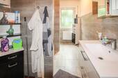 Badezimmer EG links - 