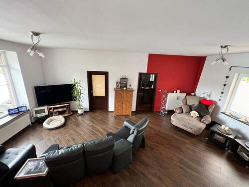 Wohnzimmer mit Kamin - 