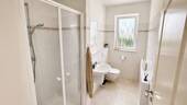 Gäste WC mit Dusche - 