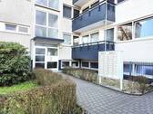 Bild 1 - Möblierte-Zwei Zimmer-Ab Sofort-Balkon