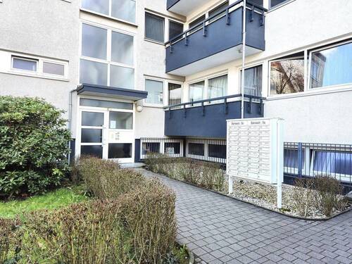 Bild 1 - Möblierte-Zwei Zimmer-Ab Sofort-Balkon