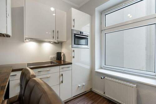 Küche und Essbereich - 2 Zimmer Etagenwohnung in Hamburg