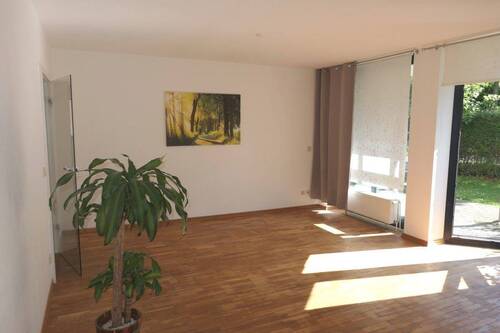 lichtdurchfluteter Wohnbereich - 