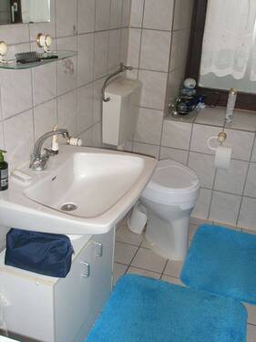 Wohnung - Mehrfamilienhaus, Wohnhaus mit 135,00 m&sup2; in Einöllen zum Kaufen