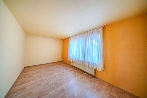 Schlafzimmer 1.jpg - 