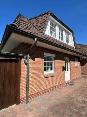 Bild 2 - 5 Zimmer Doppelhaushälfte zum Kaufen in Halstenbek