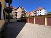 Garage im Innenhof - 