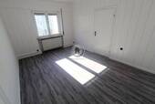 Wohnzimmer - Bild 1 - 4 Zimmer Etagenwohnung zur Miete in Iserlohn