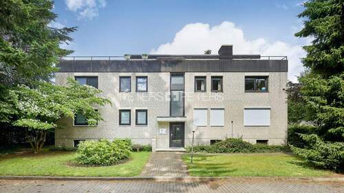 Außenansicht Eingang - 3 Zimmer Etagenwohnung in Hamburg