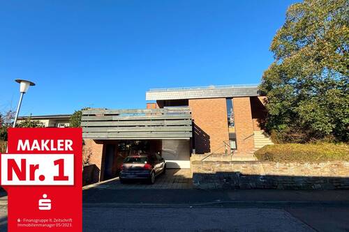 Frontansicht - Einfamilienhaus mit toller Architektur in TOP Lage