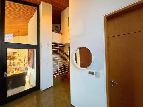 Eingangsbereich mit Gäste WC - 