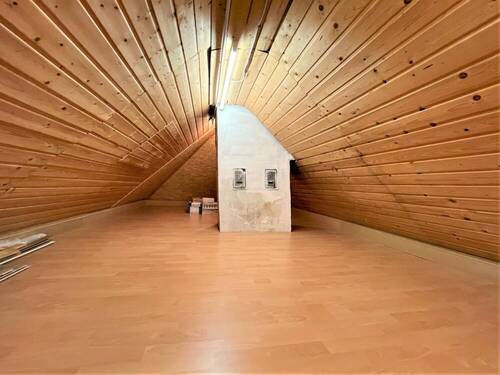 Spitzboden - 