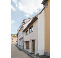Sanierungsbedürftiges Haus im malerischen Randersacker