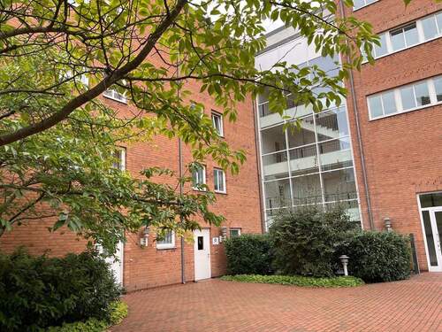 Eigener Wohnungseingang - 