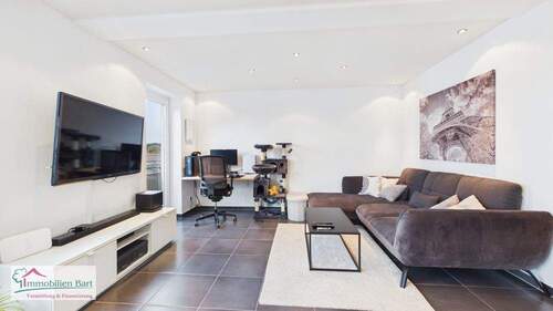 Wohnzimmer - Etagenwohnung mit 76,00 m&sup2; in Mettlach / Orscholz zum Kaufen