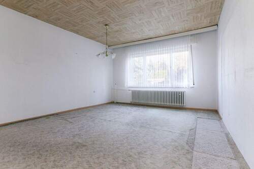 Wohnzimmer - 3 Zimmer Einfamilienhaus in Falkensee