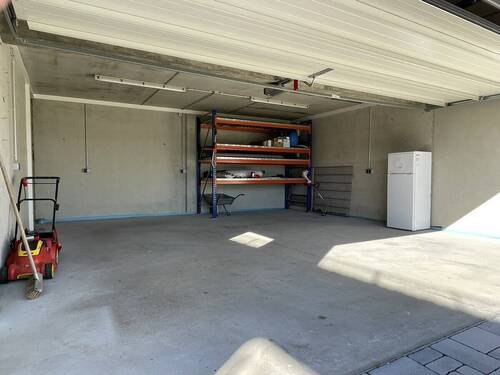 Garage Zufahrt unten - 