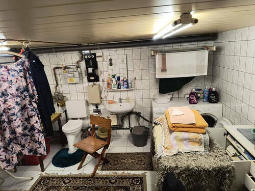 Haus- Wirtschaftsraum Keller 1 - 