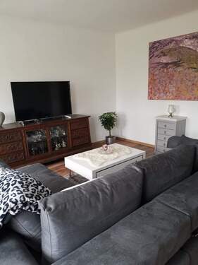 Whg.1 Wohnzimmer.jpg - Mittelhaus mit grosser Maisonettewohnung und Gewerbe in bester Lage Saarlouis