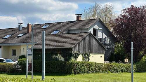 Bild 2 - 5 Zimmer Mehrfamilienhaus, Wohnhaus zur Miete in Althengstett