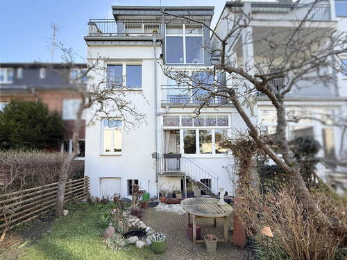 Bild 2 - 5 Zimmer Einfamilienhaus zum Kaufen in Neumünster