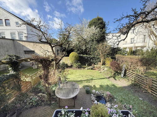 Bild 3 - 5 Zimmer Einfamilienhaus in Neumünster