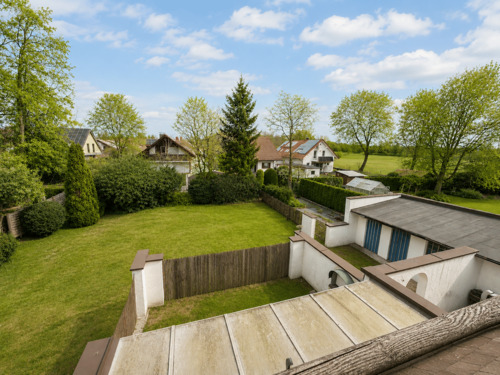 Blick auf das Grundstück - Grundstück mit Altbestand in zentraler Lage von Gröbenzell