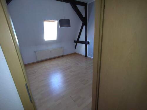 Dachgeschoss mit Balkon - 