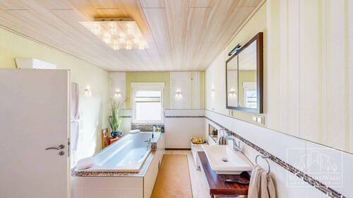 Badezimmer - OG - 