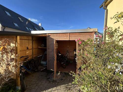 Fahrradgarage - 1 Zimmer Mehrfamilienhaus, Wohnhaus in Freiburg