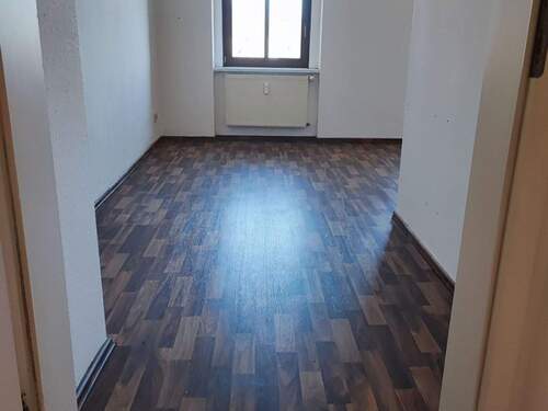 4. Schlafzimmer / 2. Wohnküche_2
.jpg - 